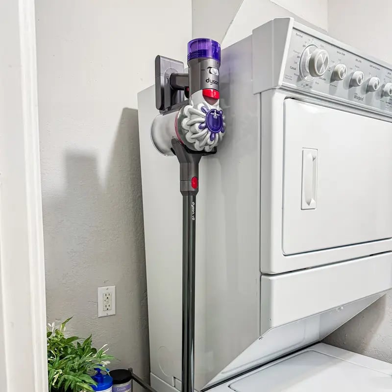 🛠 Strong Magnetic Hook | Space Saver for Garage & Van